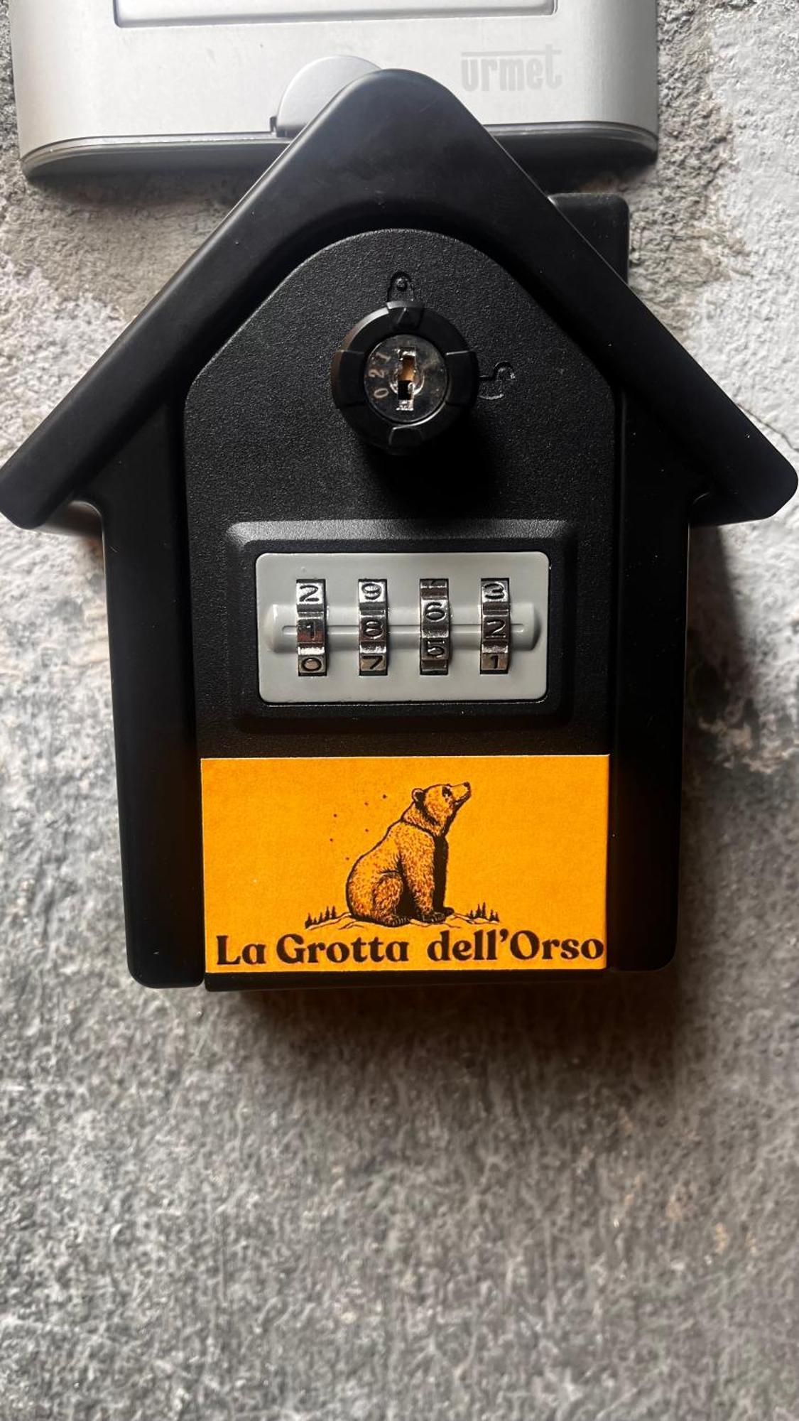 La Grotta Dell'Orso Hotel Aosta Exterior photo